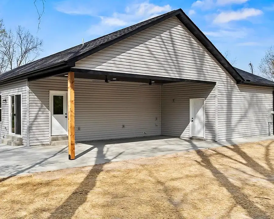 G&K Construction - Contracting, siding - Lincoln County, Missouri