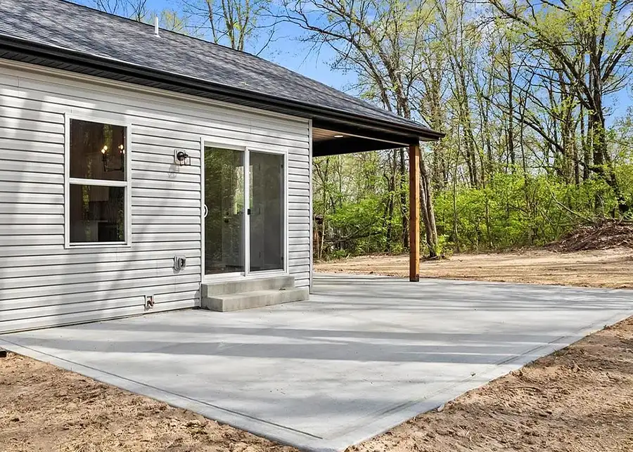 G&K Construction - Contracting, Exterior remodeling, concrete patios - Lincoln County, Missouri