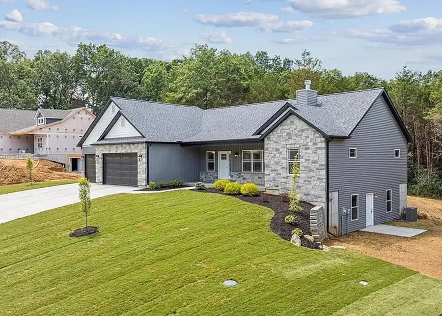 G&K Construction - New Home project - 407 Shady Trail Dr. Troy, MO